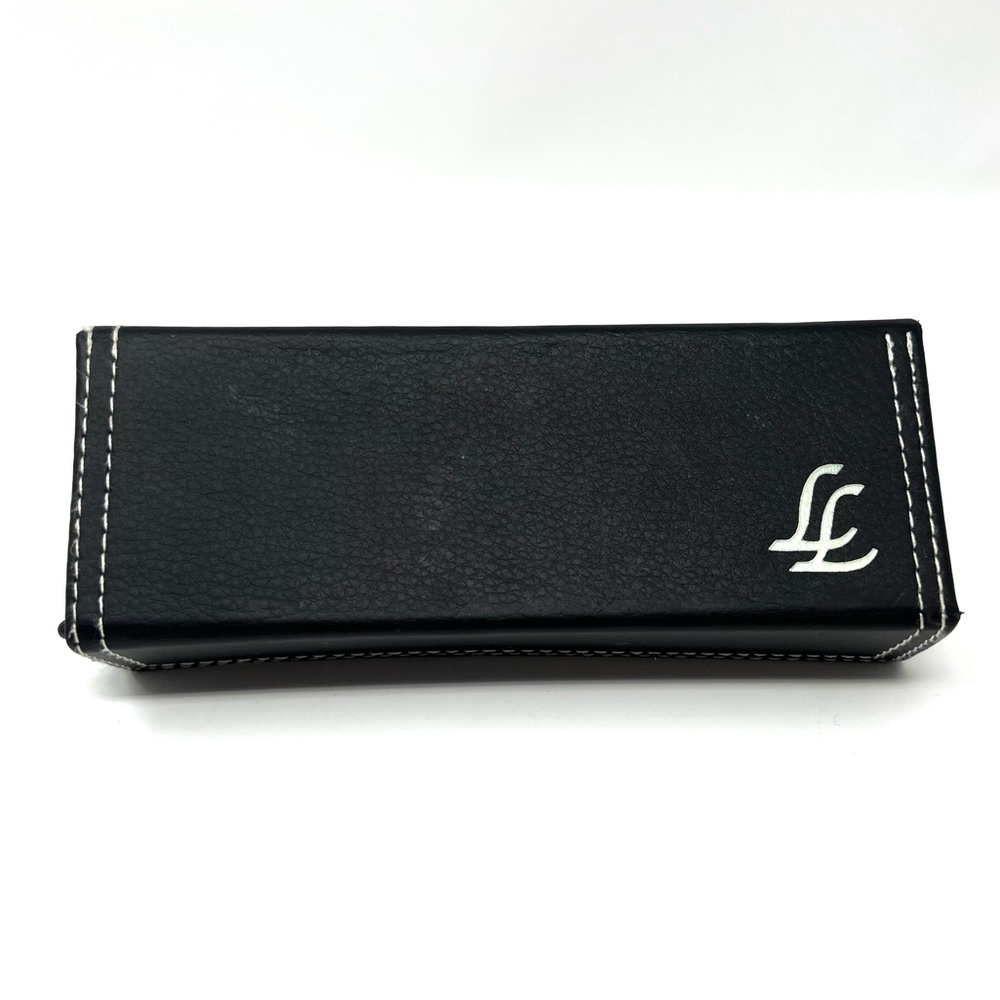 LISA LOEB BLACK & WHITE SUNGLASSES EYEGLASSES HARD CASE MAGNETIC CLOSURE